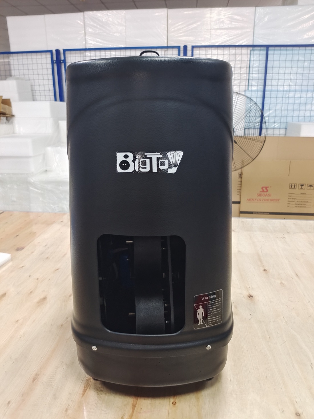 BigToy SIBOASI S336A squash ball machine front view supplied by BigToy